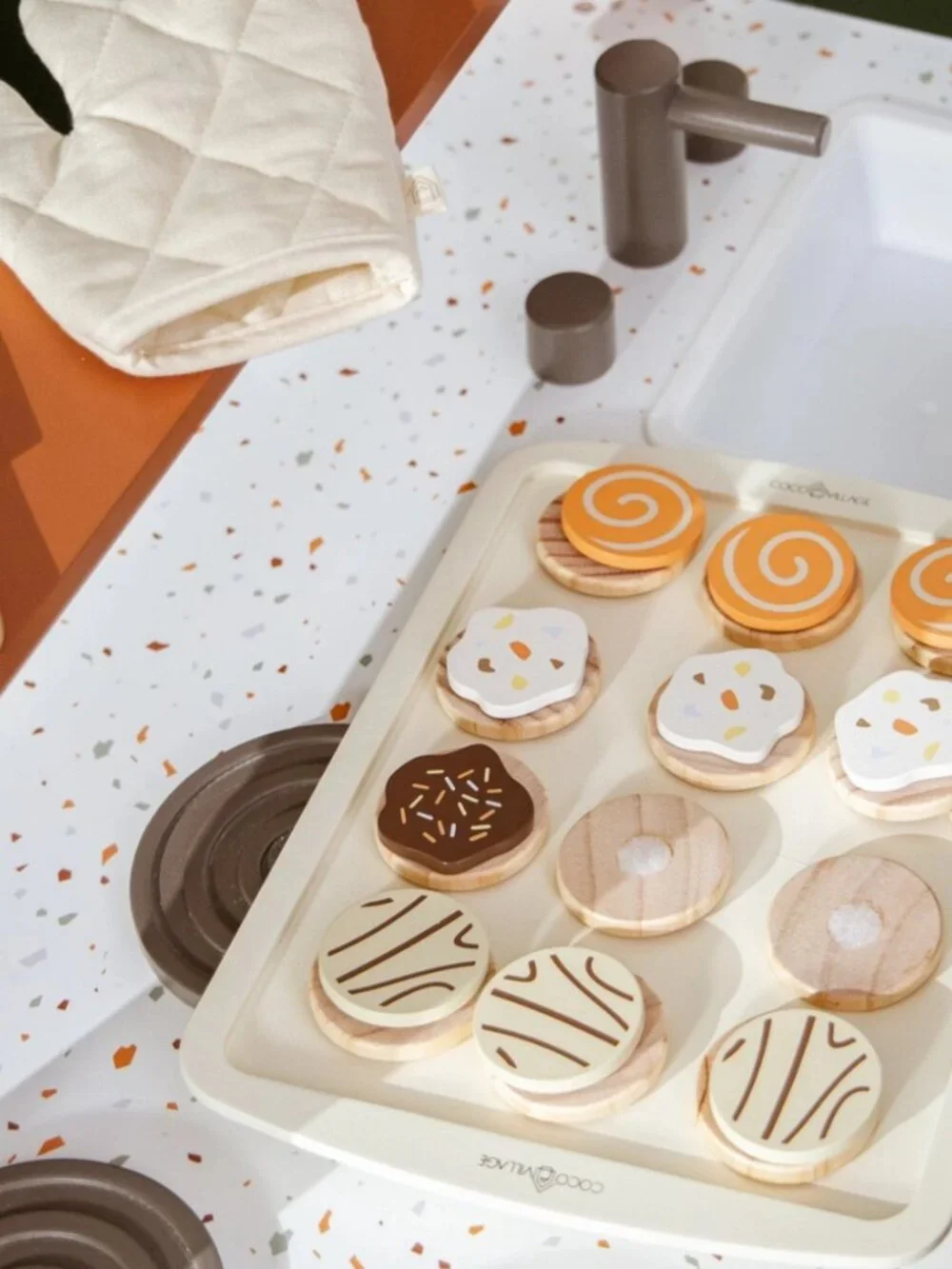Wooden Cookie set